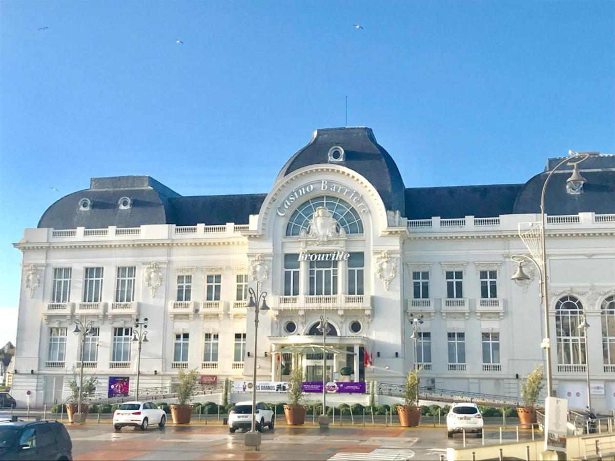 Cote Plage - Magnifique Appartement De Charme A Trouville Sur Mer - Linge - Lit Fait - Parking - Wifi - Classe Par L'Office Du Tourisme エクステリア 写真