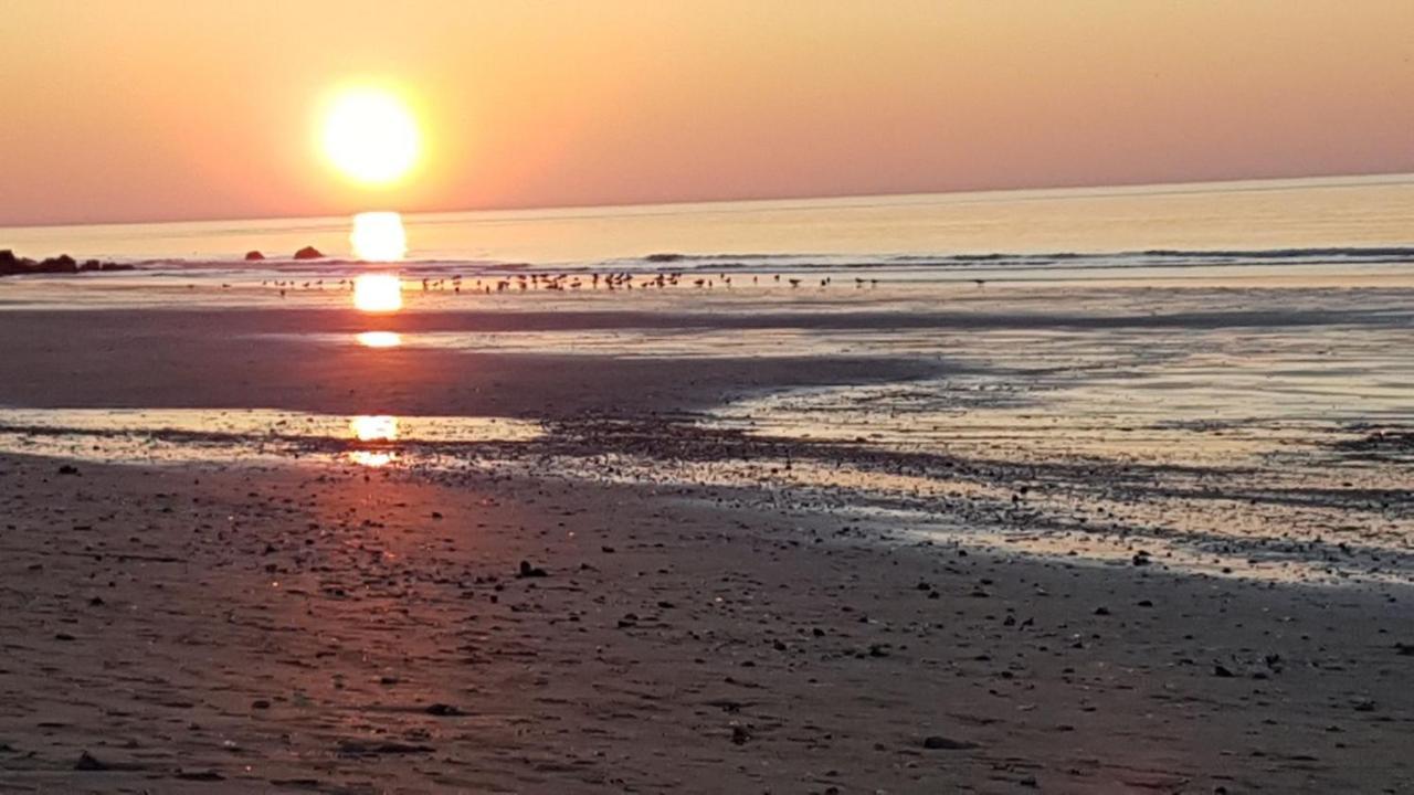 Cote Plage - Magnifique Appartement De Charme A Trouville Sur Mer - Linge - Lit Fait - Parking - Wifi - Classe Par L'Office Du Tourisme エクステリア 写真