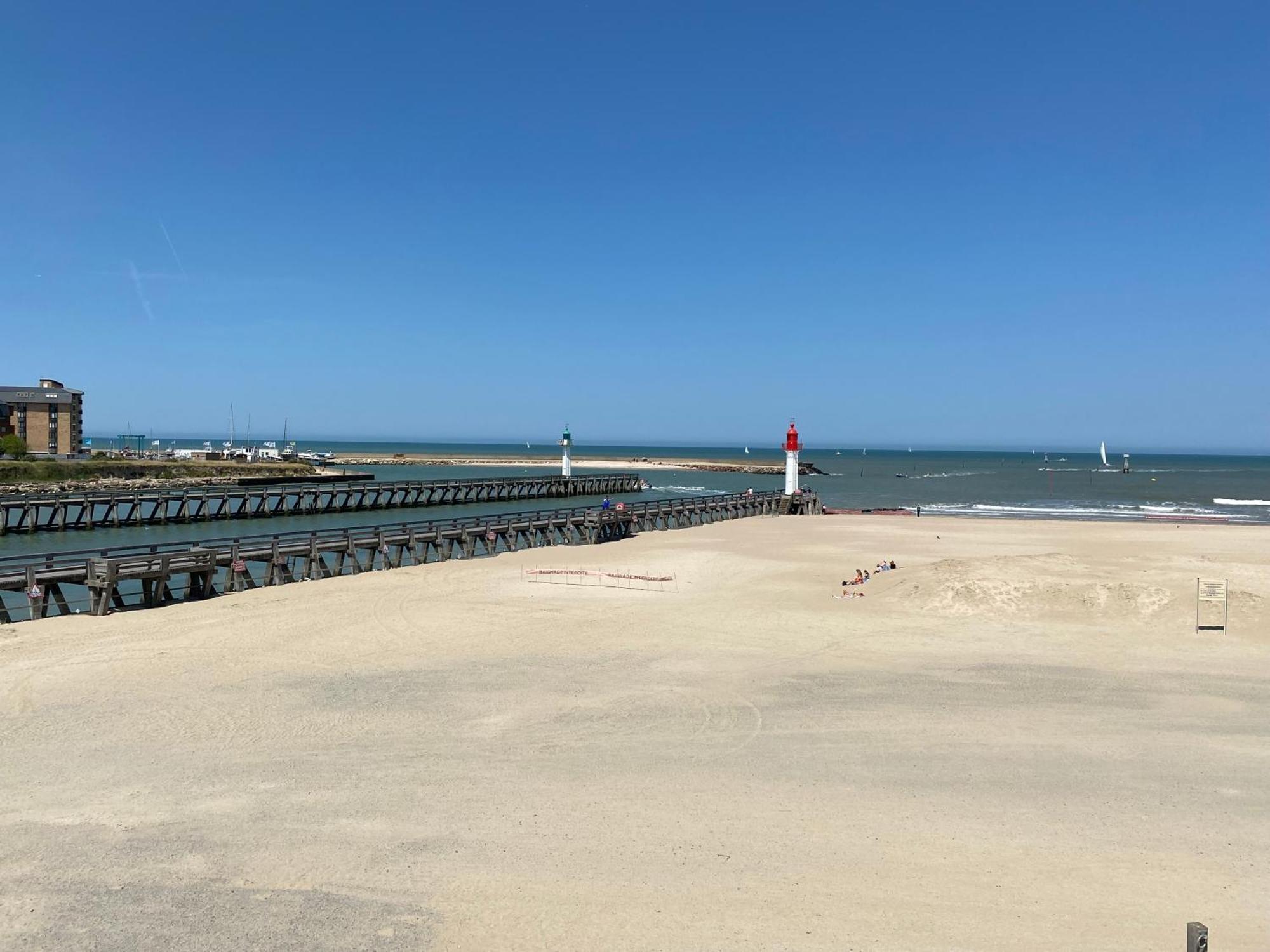 Cote Plage - Magnifique Appartement De Charme A Trouville Sur Mer - Linge - Lit Fait - Parking - Wifi - Classe Par L'Office Du Tourisme エクステリア 写真