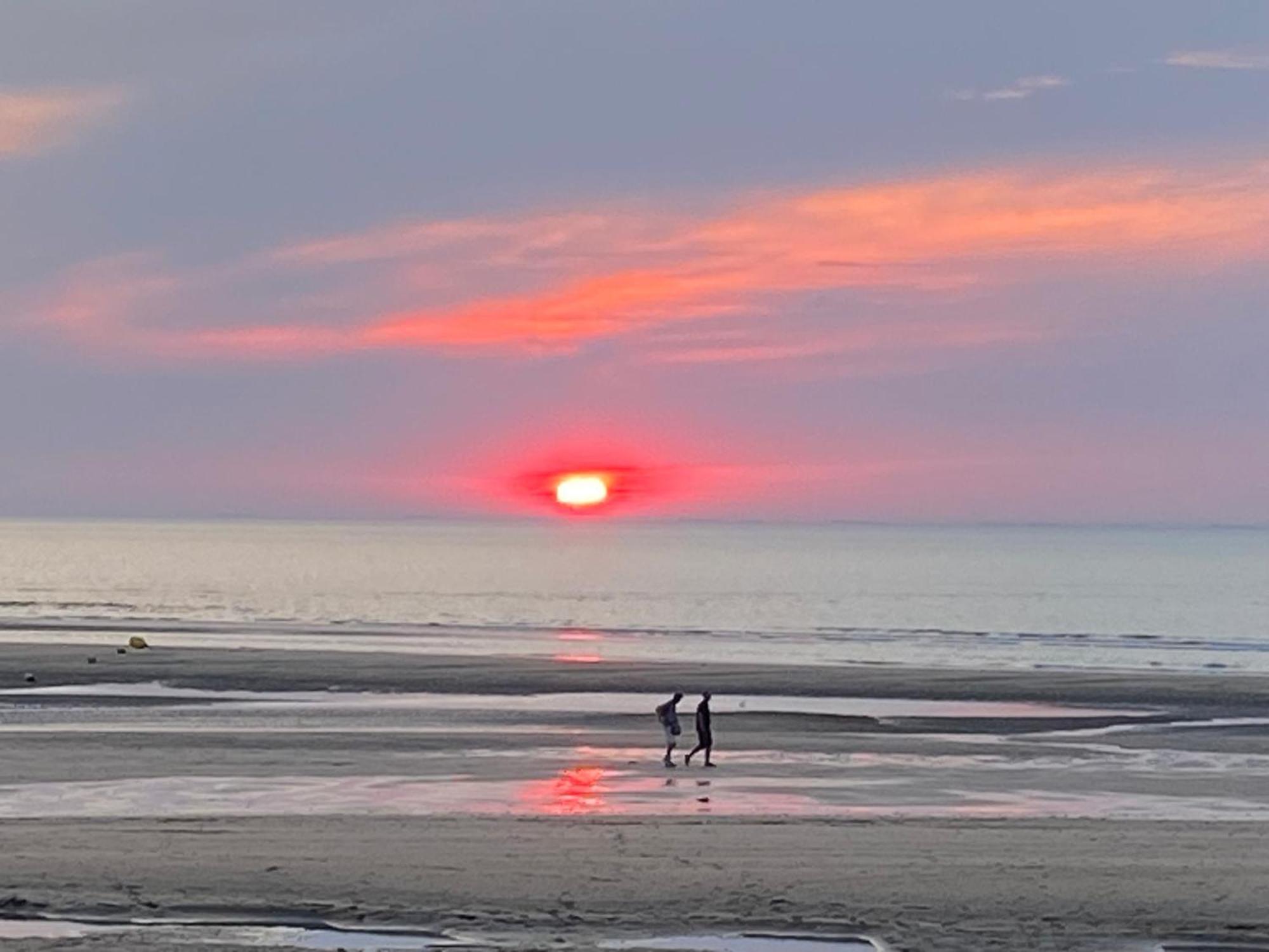 Cote Plage - Magnifique Appartement De Charme A Trouville Sur Mer - Linge - Lit Fait - Parking - Wifi - Classe Par L'Office Du Tourisme エクステリア 写真