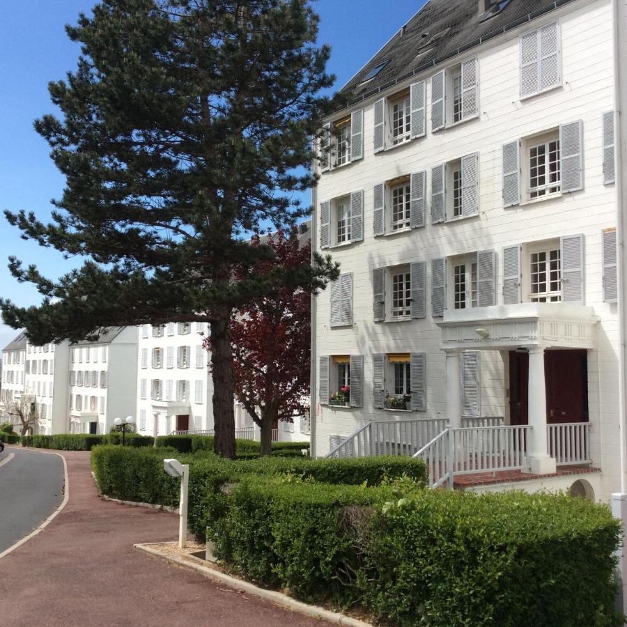 Cote Plage - Magnifique Appartement De Charme A Trouville Sur Mer - Linge - Lit Fait - Parking - Wifi - Classe Par L'Office Du Tourisme エクステリア 写真